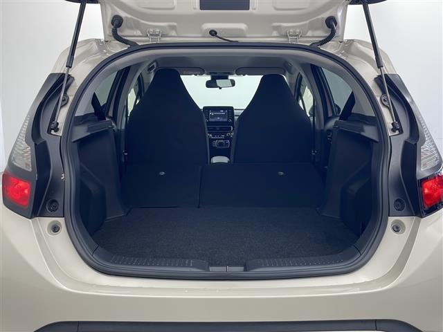 アクア Ｘ　ワンオーナー　フルセグＴＶ　バックカメラ　プッシュスタート　スマートキー　トヨタセーフティンス　寒冷地仕様　フロントワイパーデアイサー　ドアミラーヒーター　ＬＥＤヘッドライト　ウィンカーミラー（28枚目）