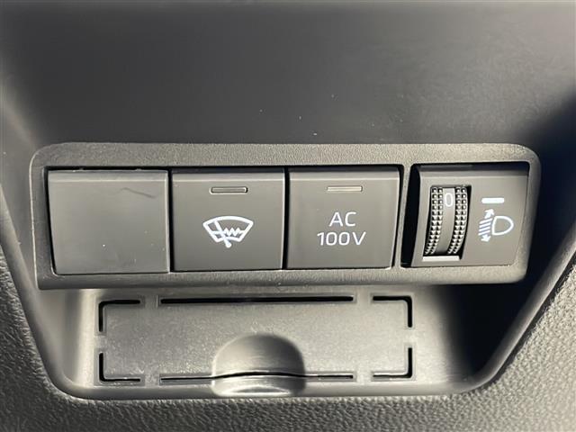 アクア Ｇ　純正ナビ　バックカメラ　衝突被害軽減ブレーキ　レーダークルーズコントロール　横滑り防止装置　寒冷地仕様　ＬＥＤライト　バックカメラ　ＥＴＣ　前後コーナーセンサー　レーンキープアシスト　スマートキー（4枚目）