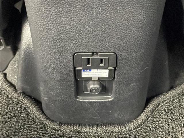 アクア Ｇ　純正ナビ　バックカメラ　衝突被害軽減ブレーキ　レーダークルーズコントロール　横滑り防止装置　寒冷地仕様　ＬＥＤライト　バックカメラ　ＥＴＣ　前後コーナーセンサー　レーンキープアシスト　スマートキー（17枚目）