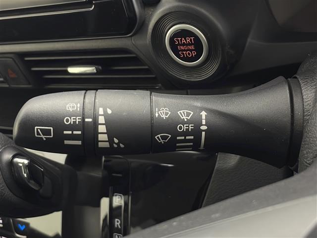 デイズ ハイウェイスター　Ｘ　４ＷＤ　純正ナビ　全方位カメラ　バックカメラ　衝突軽減装置　レーンアシスト　横滑り防止装置　コーナーセンサー　アイドリングストップ　ステアリングスイッチ　前席シートヒーター　ＬＥＤヘッドライト（10枚目）