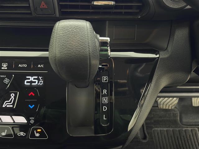 デイズ ハイウェイスター　Ｘ　４ＷＤ　純正ナビ　全方位カメラ　バックカメラ　衝突軽減装置　レーンアシスト　横滑り防止装置　コーナーセンサー　アイドリングストップ　ステアリングスイッチ　前席シートヒーター　ＬＥＤヘッドライト（12枚目）