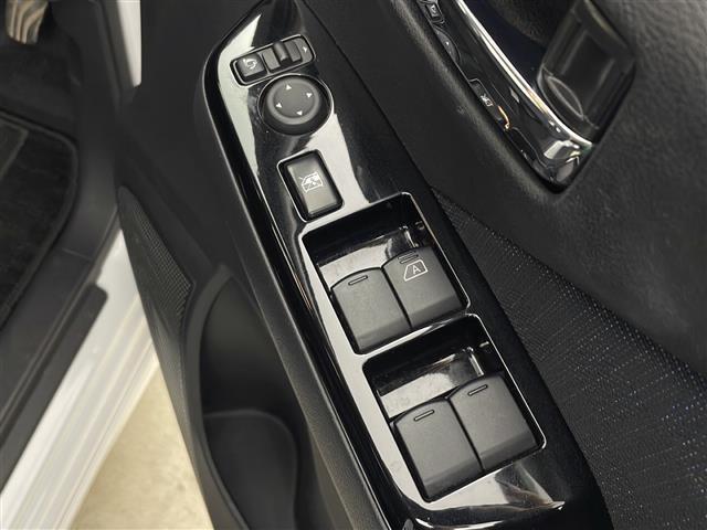 デイズ ハイウェイスター　Ｘ　４ＷＤ　純正ナビ　全方位カメラ　バックカメラ　衝突軽減装置　レーンアシスト　横滑り防止装置　コーナーセンサー　アイドリングストップ　ステアリングスイッチ　前席シートヒーター　ＬＥＤヘッドライト（15枚目）