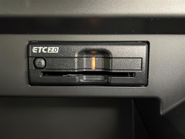 ソリオバンディット ハイブリッドＭＶ　衝突軽減　純正ナビ　フルセグ　全方位カメラ　両側パワースライドドア　レーンキープアシスト　コーナーセンサーレーダークルーズコントロール　アイドリングストップ　ＥＴＣ２．０　ステアリングスイッチ（17枚目）