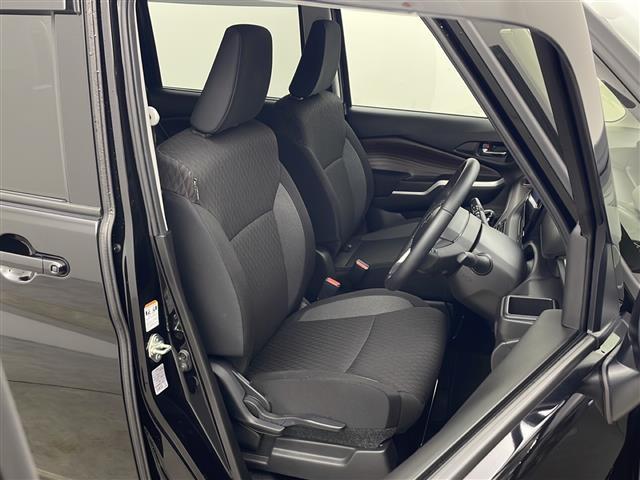 ソリオバンディット ハイブリッドＭＶ　衝突軽減　純正ナビ　フルセグ　全方位カメラ　両側パワースライドドア　レーンキープアシスト　コーナーセンサーレーダークルーズコントロール　アイドリングストップ　ＥＴＣ２．０　ステアリングスイッチ（19枚目）