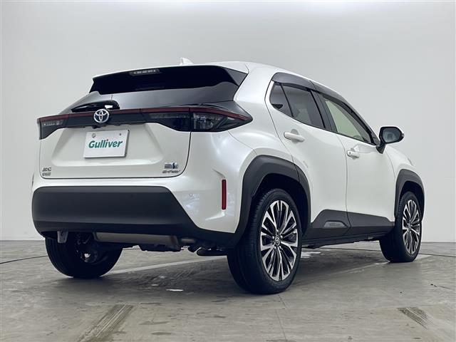 ヤリスクロス ハイブリッドＺ　４ＷＤ　純正ディスプレイオーディオ　バックカメラ　ハーフレザーシート　衝突軽減装置　レーンキープアシスト　横滑り防止装置　コーナーセンサー　クルーズコントロール　オートブレーキホールド　オートライト（34枚目）