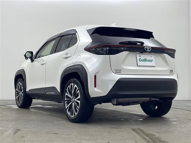 ヤリスクロス ハイブリッドＺ　４ＷＤ　純正ディスプレイオーディオ　バックカメラ　ハーフレザーシート　衝突軽減装置　レーンキープアシスト　横滑り防止装置　コーナーセンサー　クルーズコントロール　オートブレーキホールド　オートライト（43枚目）