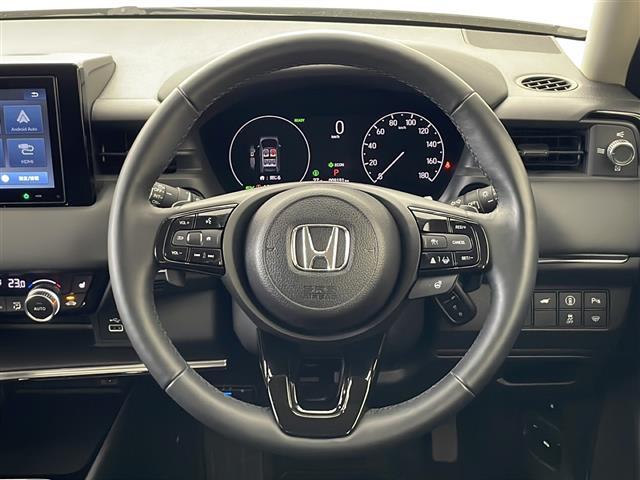 ヴェゼル ｅ：ＨＥＶ　Ｚ　純正ディスプレイオーディオ　バックカメラ　純正ＡＷ　ＬＥＤヘッドライト　ハーフレザーシート　ステアリングヒーター　スマートキー　パドルシフト　前席シートヒーター　ＥＴＣ　前後ドライブレコーダー（6枚目）