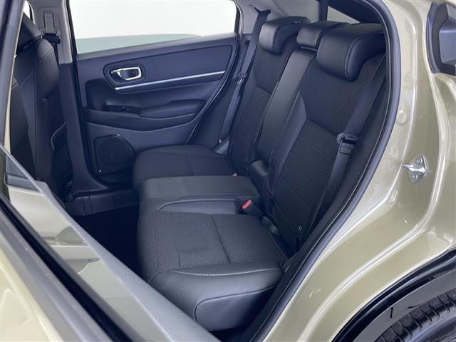 ヴェゼル ｅ：ＨＥＶ　Ｚ　純正ディスプレイオーディオ　バックカメラ　純正ＡＷ　ＬＥＤヘッドライト　ハーフレザーシート　ステアリングヒーター　スマートキー　パドルシフト　前席シートヒーター　ＥＴＣ　前後ドライブレコーダー（22枚目）