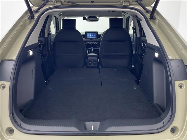 ヴェゼル ｅ：ＨＥＶ　Ｚ　純正ディスプレイオーディオ　バックカメラ　純正ＡＷ　ＬＥＤヘッドライト　ハーフレザーシート　ステアリングヒーター　スマートキー　パドルシフト　前席シートヒーター　ＥＴＣ　前後ドライブレコーダー（23枚目）