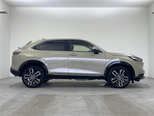 ヴェゼル ｅ：ＨＥＶ　Ｚ　純正ディスプレイオーディオ　バックカメラ　純正ＡＷ　ＬＥＤヘッドライト　ハーフレザーシート　ステアリングヒーター　スマートキー　パドルシフト　前席シートヒーター　ＥＴＣ　前後ドライブレコーダー（28枚目）