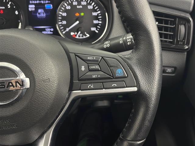 エクストレイル ２０Ｘｉ　ハイブリッド　プロパイロット　純正９インチナビ　フルセグＴＶ　純正１１インチフリップダウンモニター　全方位カメラ　デジタルインナーミラー　ＥＴＣ２．０　電動リアゲート　ＬＥＤヘッドライト　全席シートヒーター　ＥＴＣ（8枚目）