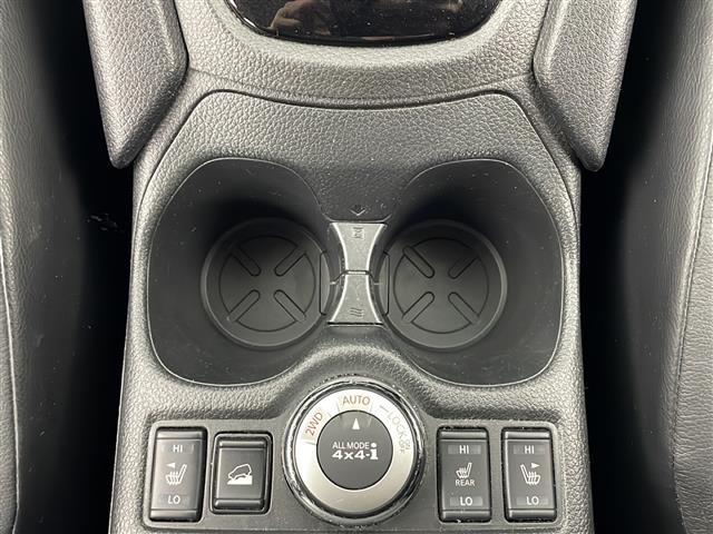 エクストレイル ２０Ｘｉ　ハイブリッド　プロパイロット　純正９インチナビ　フルセグＴＶ　純正１１インチフリップダウンモニター　全方位カメラ　デジタルインナーミラー　ＥＴＣ２．０　電動リアゲート　ＬＥＤヘッドライト　全席シートヒーター　ＥＴＣ（15枚目）