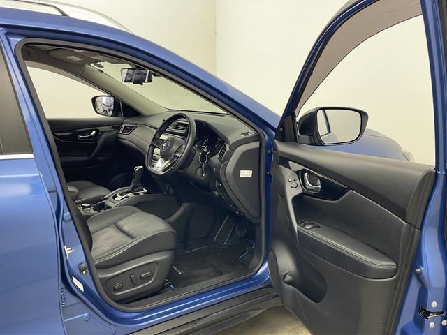 エクストレイル ２０Ｘｉ　ハイブリッド　プロパイロット　純正９インチナビ　フルセグＴＶ　純正１１インチフリップダウンモニター　全方位カメラ　デジタルインナーミラー　ＥＴＣ２．０　電動リアゲート　ＬＥＤヘッドライト　全席シートヒーター　ＥＴＣ（18枚目）