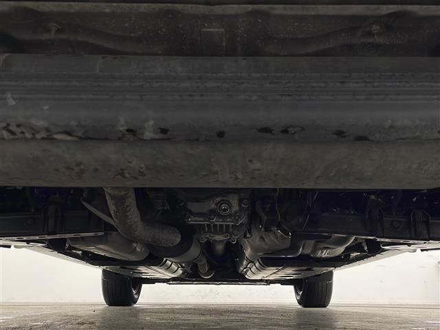 エクストレイル ２０Ｘｉ　ハイブリッド　プロパイロット　純正９インチナビ　フルセグＴＶ　純正１１インチフリップダウンモニター　全方位カメラ　デジタルインナーミラー　ＥＴＣ２．０　電動リアゲート　ＬＥＤヘッドライト　全席シートヒーター　ＥＴＣ（41枚目）