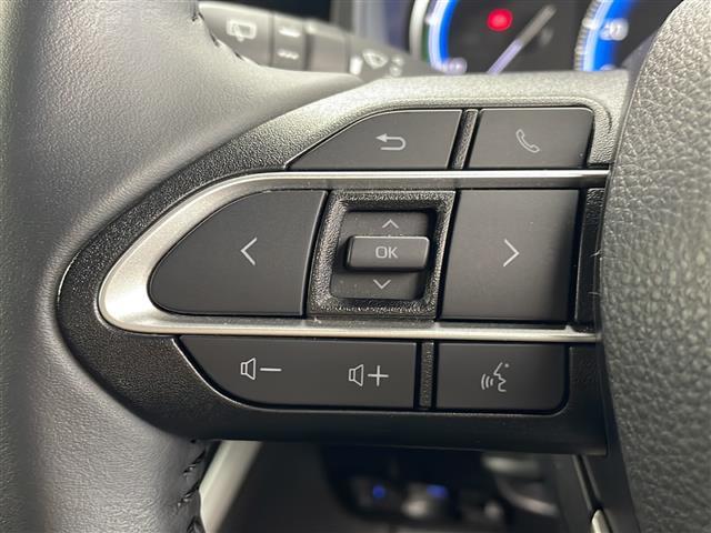 ヴォクシー ハイブリッドＳ－Ｚ　寒冷地仕様　トヨタチームメイト　純正１０．５インチナビ　ＣＤ　ＤＶＤ　フルセグ　パノラミックビューモニター　フリップダウンモニター　両側パワースライドドア　ＬＥＤオートライト　スマートキー　ＥＴＣ（8枚目）