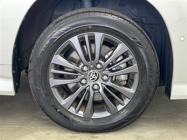 ヴォクシー ハイブリッドＳ－Ｚ　寒冷地仕様　トヨタチームメイト　純正１０．５インチナビ　ＣＤ　ＤＶＤ　フルセグ　パノラミックビューモニター　フリップダウンモニター　両側パワースライドドア　ＬＥＤオートライト　スマートキー　ＥＴＣ（28枚目）