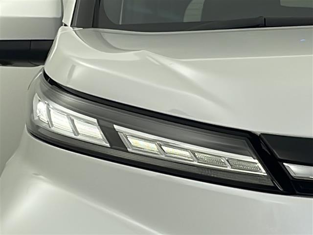 ヴォクシー ハイブリッドＳ－Ｚ　寒冷地仕様　トヨタチームメイト　純正１０．５インチナビ　ＣＤ　ＤＶＤ　フルセグ　パノラミックビューモニター　フリップダウンモニター　両側パワースライドドア　ＬＥＤオートライト　スマートキー　ＥＴＣ（37枚目）