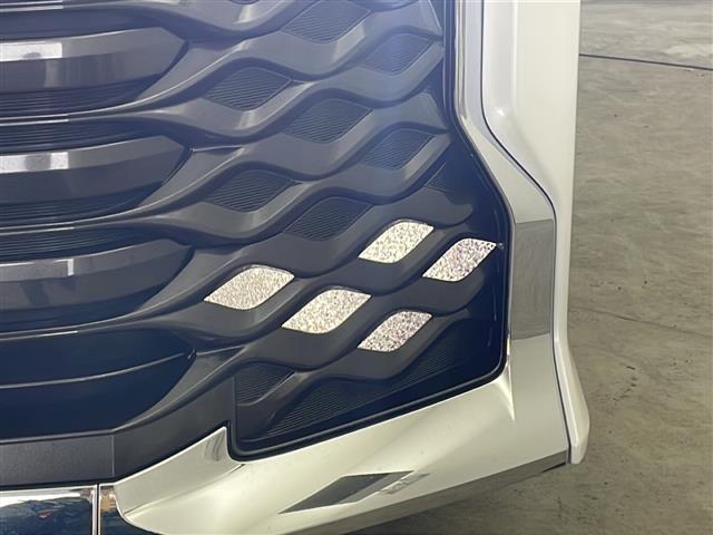 ヴォクシー ハイブリッドＳ－Ｚ　寒冷地仕様　トヨタチームメイト　純正１０．５インチナビ　ＣＤ　ＤＶＤ　フルセグ　パノラミックビューモニター　フリップダウンモニター　両側パワースライドドア　ＬＥＤオートライト　スマートキー　ＥＴＣ（39枚目）