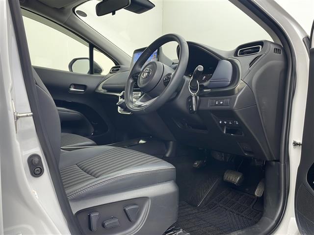 アクア Ｚ　寒冷地仕様　モデリスタエアロ　純正ナビ　全方位カメラ　レーダークルーズコントロール　フルセグ　ＡＣ１００Ｖ　モデリスタアルミホイール　スマートキー　クリアランスソナー　ステアリングヒーター　ＥＴＣ（18枚目）