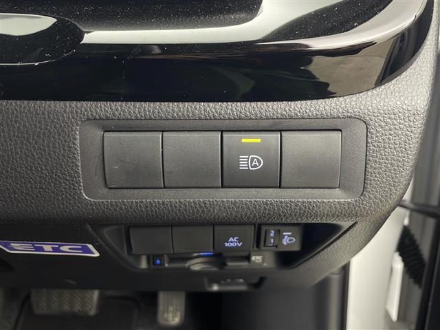 アクア Ｘ　純正ナビ　バックカメラ　衝突軽減装置　横滑り防止装置　レーンキープアシスト　レーダークルーズコントロール　コーナーセンサー　ビルトインＥＴＣ　前方ドライブレコーダー　ステアリングリモコン　ＬＥＤ（14枚目）