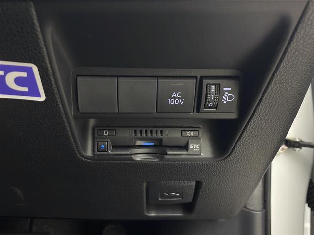 アクア Ｘ　純正ナビ　バックカメラ　衝突軽減装置　横滑り防止装置　レーンキープアシスト　レーダークルーズコントロール　コーナーセンサー　ビルトインＥＴＣ　前方ドライブレコーダー　ステアリングリモコン　ＬＥＤ（15枚目）