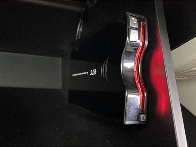 スペーシア ハイブリッドＸ　ナビ　フルセグＴＶ　両側パワースライドドア　全方位カメラ　衝突被害軽減ブレーキ　ヘッドアップディスプレイ　クリアランスソナー　レーンキープアシスト　全方位カメラ　ＥＴＣ　ＬＥＤライト　シートヒーター（15枚目）