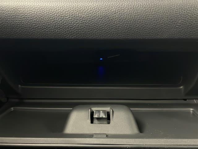 N-BOXカスタム G・Lターボホンダセンシング ホンダセンシング 純正ナビ 両側パワスラ 前席シートヒーター 電動格納ミラー ナビ連動ドラレコ 横すべり防止装置 衝突軽減装置 車線逸脱警報装置(17枚目)