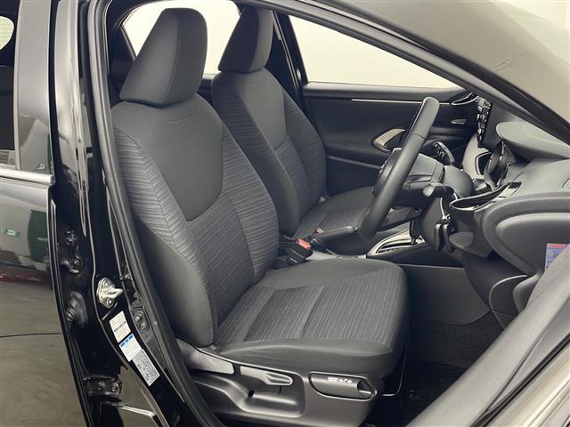 ヤリス ハイブリッドZ 純正ナビ フルセグTV 衝突被害軽減ブレーキ レーダークルーズコントロール レーンキープアシスト クリアランスソナー バックカメラ 前席シートヒーター 前後ドラレコ ETC LED オートハイビーム(23枚目)