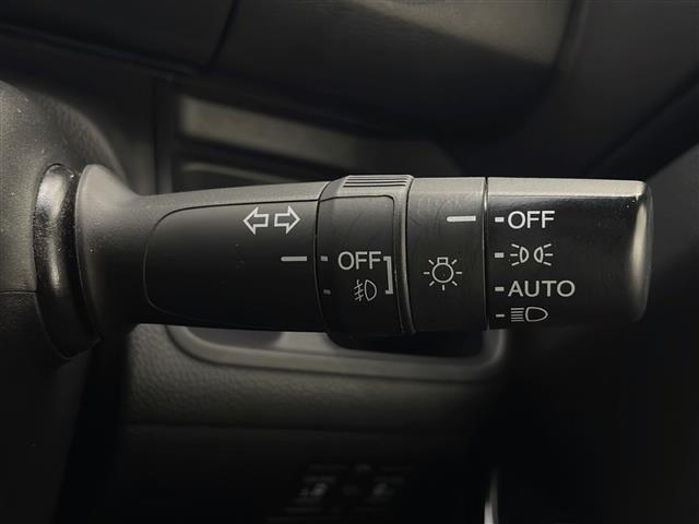 N-BOXカスタム G・Lターボホンダセンシング 純正メモリナビ バックカメラ 両側パワースライドドア レーダークルーズコントロール LEDオートライト ハーフレザーシート 前席シートヒーター 純正アルミホイール ドラレコ ETC(8枚目)