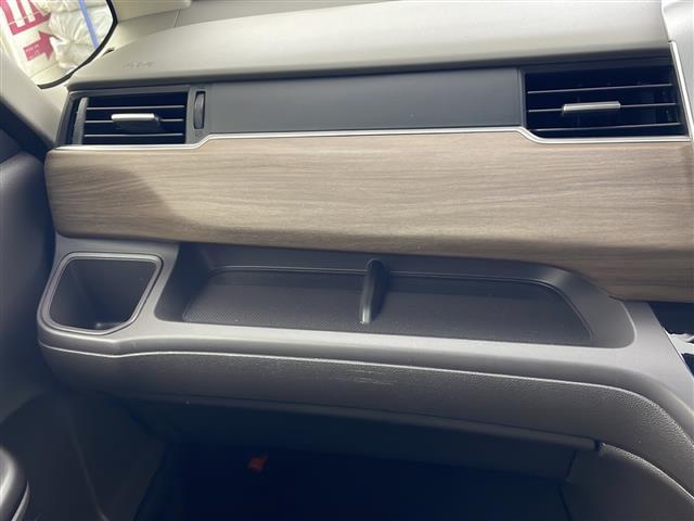 フリードハイブリッド ハイブリッド・Ｇ　禁煙車　ホンダセンシング　社外メモリナビ　バックカメラ　両側パワースライドドア　レーダークルーズコントロール　ＬＥＤオートライト　前席シートヒーター　純正ホイールキャップ　ＵＳＢ　スマートキー　ＥＴＣ（17枚目）