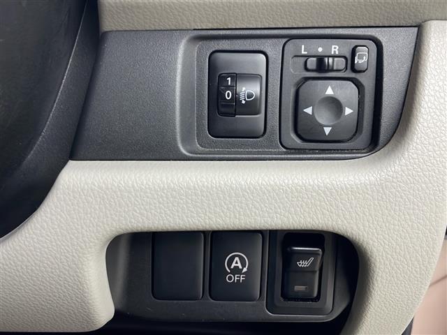 デイズ Ｘ　禁煙車　純正ＳＤナビ　アラウンドビューモニター　ＨＩＤライト　社外１４インチアルミホイール　アイドリングストップ　ＵＳＢポート　フルセグＴＶ　オートエアコン　純正フロアマット　スマートキー　ＥＴＣ（14枚目）