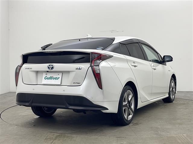 プリウス Ａツーリングセレクション　禁煙車　セーフティセンス　純正ＳＤナビ　バックカメラ　レーダークルーズコントロール　ＬＥＤオートライト　レザーシート　前席シートヒーター　オートハイビーム　クリアランスソナー　スマートキー　ＥＴＣ（38枚目）