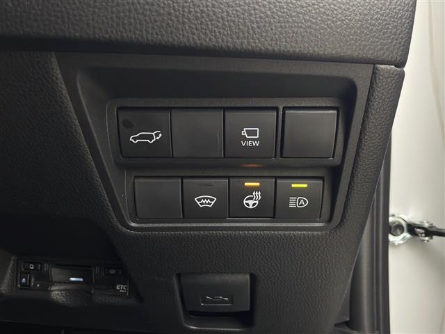 ヤリスクロス ハイブリッドZ 寒冷地仕様 禁煙車 セーフティセンス 純正メモリナビ パノラミックビューモニター パワーバックドア レーダークルーズコントロール LEDオートライト ハーフレザー シートヒーター 純正AW ETC(3枚目)