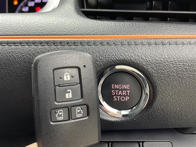シエンタ Ｇ　クエロ　４ＷＤ　トヨタセーフティセンス　純正ＳＤナビ　フルセグ　バックカメラ　両側パワースライドドア　ハーフレザーシート　クリアランスソナー　ＬＥＤオートライト　革巻きステアリング　スマートキー　ＥＴＣ（14枚目）