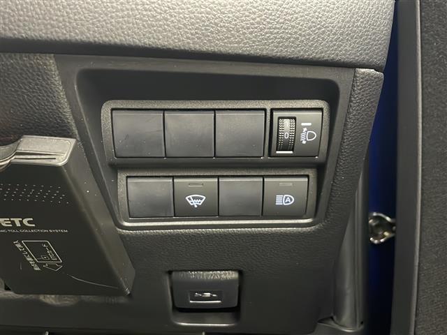 ヤリス G トヨタセーフティセンス 純正ディスプレイオーディオ Apple Car Play Bluetooth CD DVD バックカメラ クリアランスソナー LEDオートライト オートマチックハイビーム(11枚目)