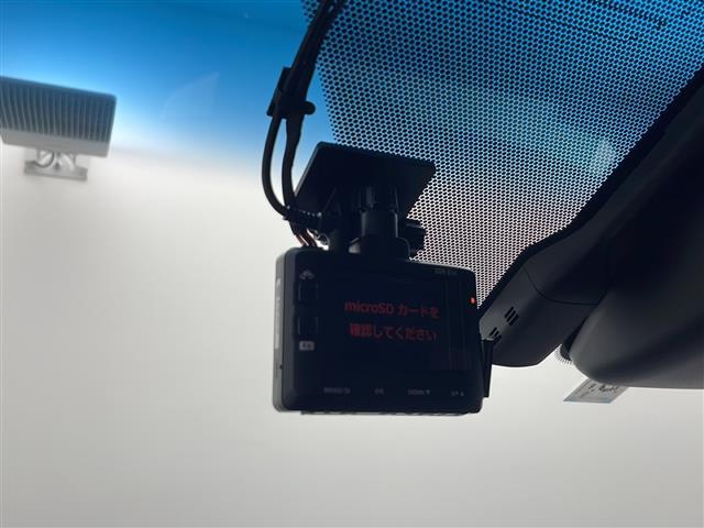 アルファードハイブリッド ＳＲ　Ｃパッケージ　サンルーフ　純正フリップダウンモニター　トヨタセーフティセンス　純正１０．５型ナビ　フルセグ　Ｂｌｕｅｔｏｏｔｈ　パノラミックビューモニター　両側パワースライドドア　レーダークルーズコントロール（17枚目）