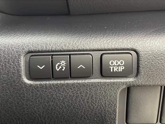 �K���X�R�[�e�B���O�A�i�r�Q�[�V�����A�d�s�b�ȂǁA���̑��̃p�[�c�̎��t�������ς���̂����k�������Ă���܂��I�I�N���}�̂��Ɖ��ł����C�����������I