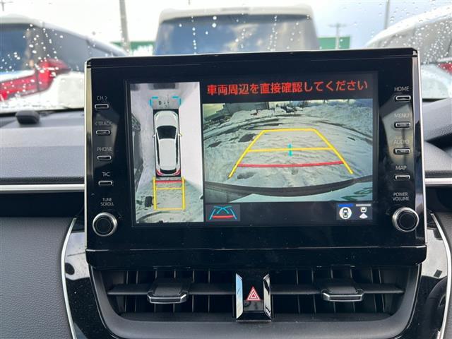 ヤリスクロス ハイブリッドＺ　寒冷地仕様　禁煙車　セーフティセンス　純正ナビ　全方位カメラ　パワーバックドア　レーダークルーズコントロール　ＬＥＤライト　ハーフレザー　シートヒーター　純正ホイール　ＡＣ１００Ｖ　ＢＳＭ　ＥＴＣ（2枚目）