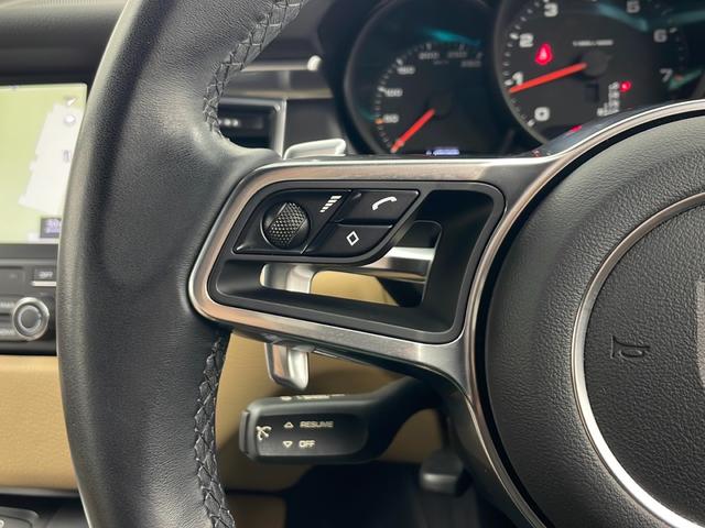 マカン マカンＧＴＳ　純正ＯＰ　ＢＢＳ製ＲＳスパイダー２０インチＡＷ　純正１８インチスタッドレス付ＡＷ　ＨＤＤナビ　ＬＥＤヘッドライト　スマートキー　スペアスマートキー（10枚目）