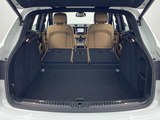 マカン マカンＧＴＳ　純正ＯＰ　ＢＢＳ製ＲＳスパイダー２０インチＡＷ　純正１８インチスタッドレス付ＡＷ　ＨＤＤナビ　ＬＥＤヘッドライト　スマートキー　スペアスマートキー（16枚目）