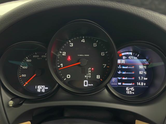 マカン マカンＧＴＳ　純正ＯＰ　ＢＢＳ製ＲＳスパイダー２０インチＡＷ　純正１８インチスタッドレス付ＡＷ　ＨＤＤナビ　ＬＥＤヘッドライト　スマートキー　スペアスマートキー（24枚目）