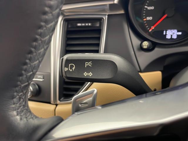 マカン マカンＧＴＳ　純正ＯＰ　ＢＢＳ製ＲＳスパイダー２０インチＡＷ　純正１８インチスタッドレス付ＡＷ　ＨＤＤナビ　ＬＥＤヘッドライト　スマートキー　スペアスマートキー（35枚目）