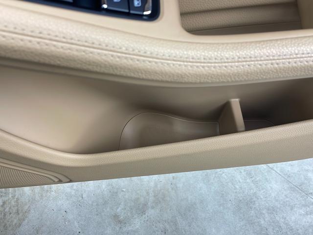 マカン マカンＧＴＳ　純正ＯＰ　ＢＢＳ製ＲＳスパイダー２０インチＡＷ　純正１８インチスタッドレス付ＡＷ　ＨＤＤナビ　ＬＥＤヘッドライト　スマートキー　スペアスマートキー（39枚目）