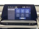 クラウンハイブリッド ＲＳアドバンス　Ｆｏｕｒ　４ＷＤ　サンルーフ　白革シート　純正ナビ　フルセグＴＶ　バックカメラ　純正ドライブレコーダー　ビルトインＥＴＣ　ＵＳＢポート　電動パーキングブレーキ　オートブレーキホールド　トヨタセーフティセンス（7枚目）