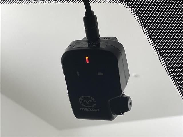 ＸＤ　エクスクルーシブモード　ＢＯＳＥサウンドシステム　アダプティブクルーズコントロール　レーンキープアシスト　全方位カメラ　ブラインドスポットモニター　ワイヤレス充電　パワーバックドア　Ｄ／Ｎ席パワーシート　ドライブレコーダー(5枚目)