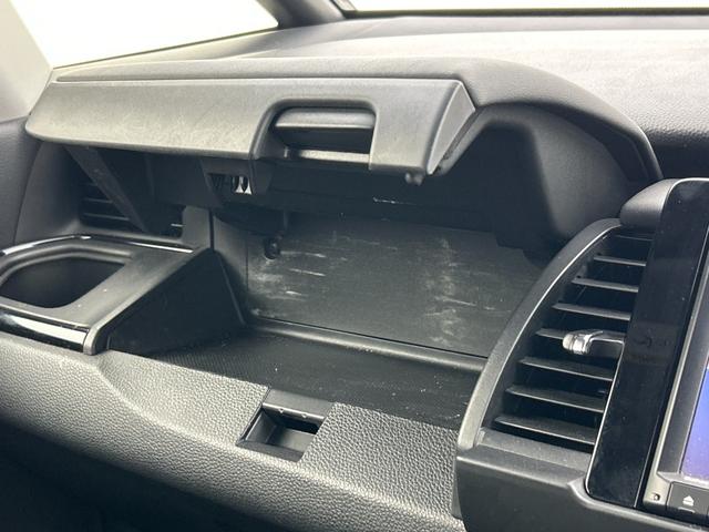 フィット e:HEVリュクス 純正8型ナビ(CD DVD BT フルセグTV) バックカメラ ETC シティブレーキシステム レーンキープアシスト オートハイビーム レーダークルーズコントロール コーナーセンサー(33枚目)