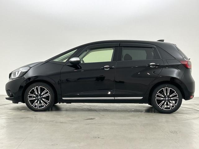 フィット e:HEVリュクス 純正8型ナビ(CD DVD BT フルセグTV) バックカメラ ETC シティブレーキシステム レーンキープアシスト オートハイビーム レーダークルーズコントロール コーナーセンサー(39枚目)