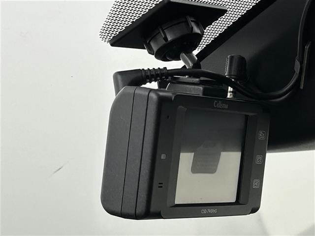 ヴォクシー ＺＳ　煌　後席モニター　純正９型ナビ　ビルトインＥＴＣ　前後ドラレコ　クルーズコントロール　衝突軽減ブレーキ　レーンキープ　アイドリングストップ　両側電動スライドドア　ＭＴモード付き　純正１６インチＡＷ　ＬＥＤ（13枚目）