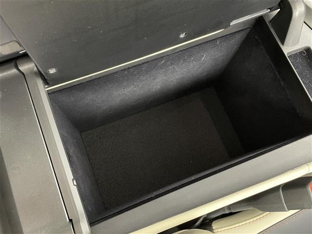 ＮＸ ＮＸ３５０ｈ　バージョンＬ　ワンオーナー　サンルーフ　純正ＤＡ　全方位カメラ　ＥＴＣ２．０　前後ドラレコ　セーフティシステム　ＡＣＣ　コーナーセンサー　パドルシフト　シートヒーター／ベンチレーション　パワーバックドア　ＨＵＤ（32枚目）
