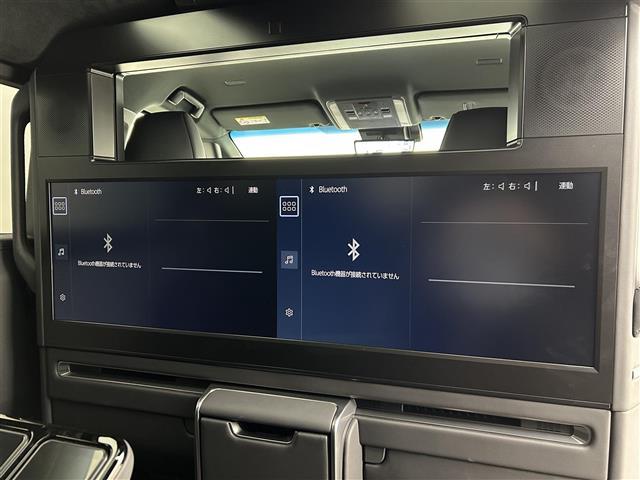 ＬＭ ＬＭ５００ｈ　エグゼクティブ　ガラスルーフ　１４型ＤＡナビ　４８型大型ワイドディスプレイ　冷蔵庫　リヤシートエンターテインメントシステム　リヤクライメイトコンシェルジュ　マークレビンソン　両側電動スライドドア　ユニバーサルステップ（8枚目）